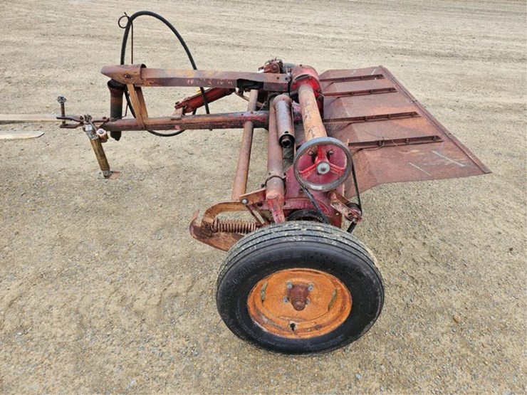 #236-•-ih-hay-crimper-image-3