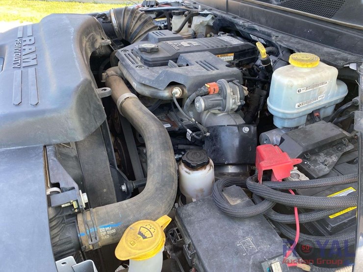 2019-dodge-ram-5500-image-9