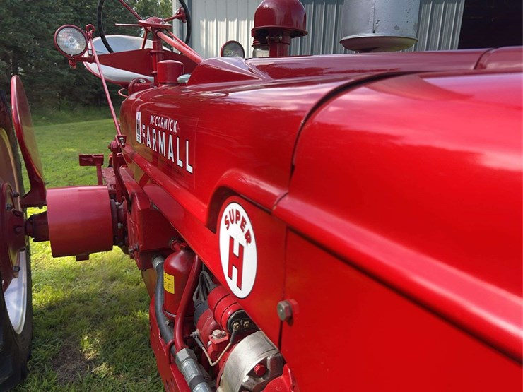 farmall-super-h-distillate-image-11