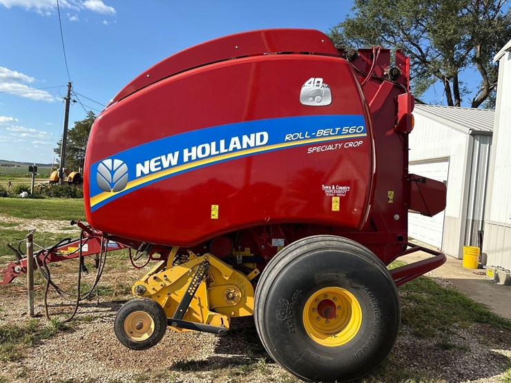2015-new-holland-roll-belt-560-image-1