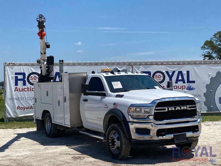2019-dodge-ram-5500-image-48