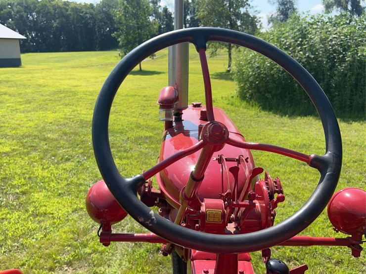 1949-farmall-c-image-42