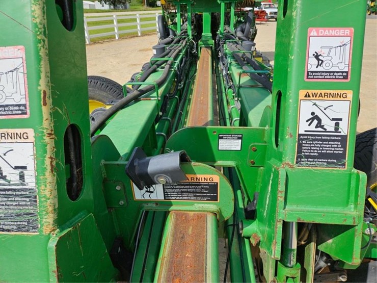 #225-•-westfield-130-71-13"-grain-auger-image-24
