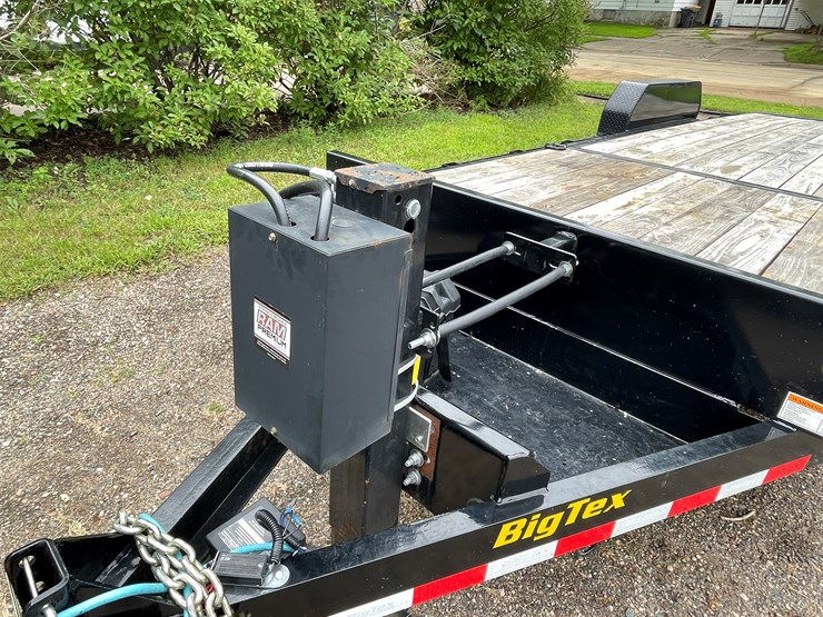 #166-•-2024-big-tex-22'-tilt-bed-equipment-trailer-(has-wi-title)-image-10