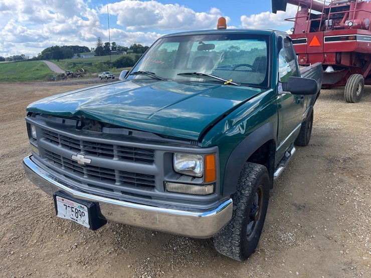 chevrolet-2500-image-2