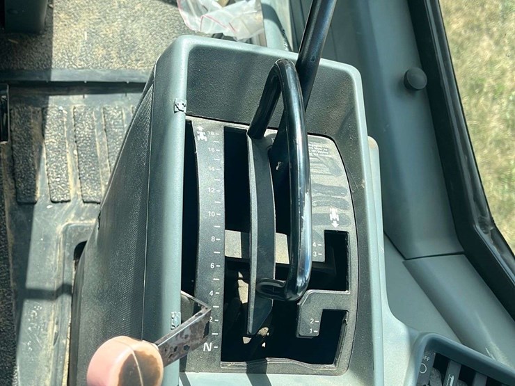 case-ih-8940-image-41