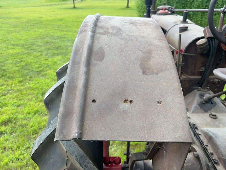 farmall-f12-image-48