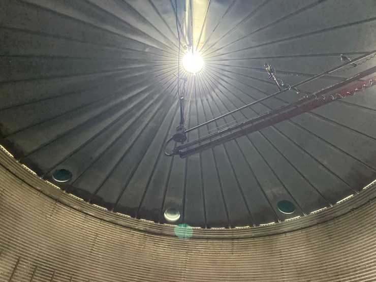 8,000-bushel-dryer-grain-bin-image-21