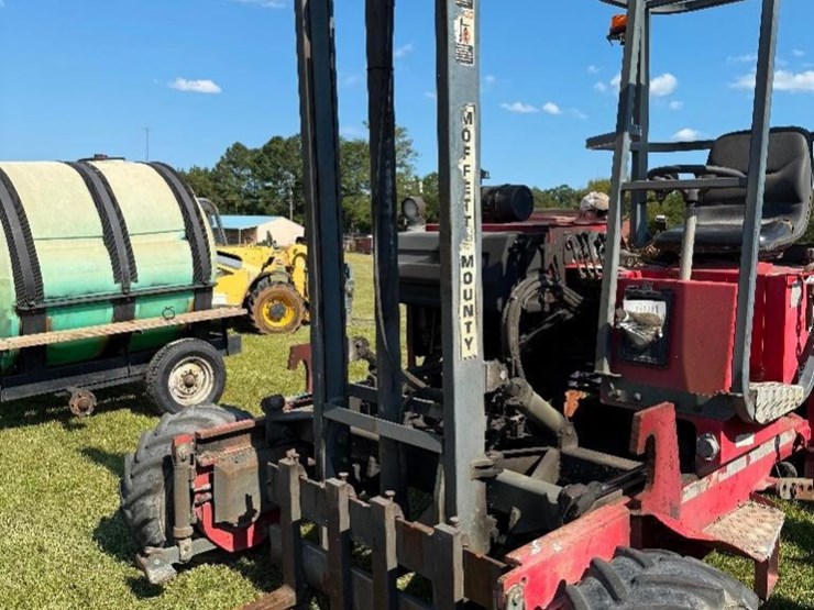 moffett-mounty-lift-(kubota-diesel,-image-13