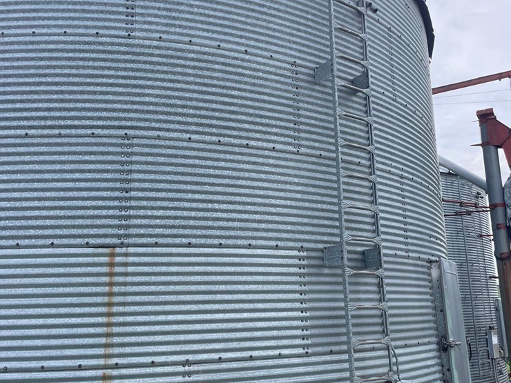 8,000-bushel-dryer-grain-bin-image-3
