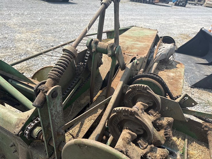 john-deere-24t-image-15