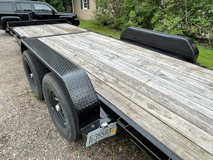 #166-•-2024-big-tex-22'-tilt-bed-equipment-trailer-(has-wi-title)-image-27