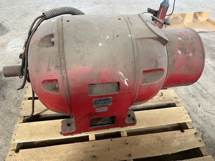 general-electric-ac-generator-image-4