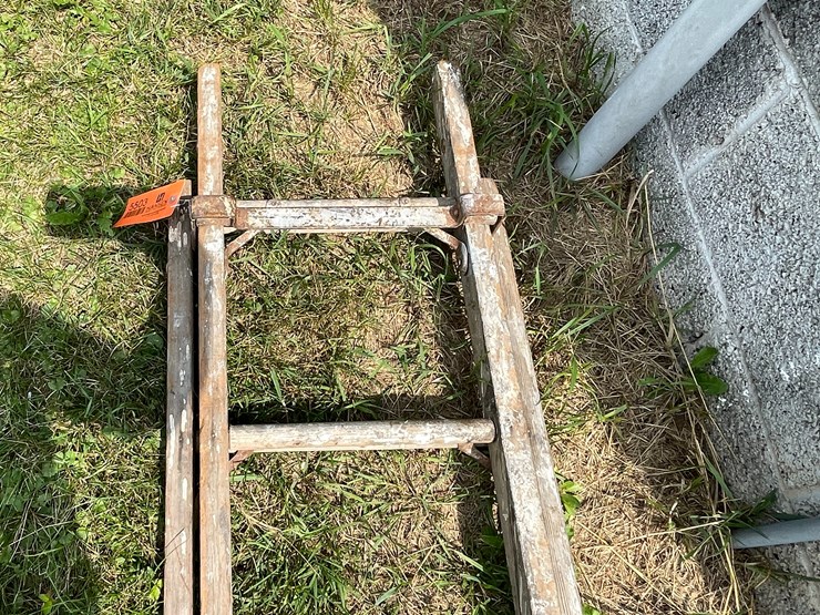 #5503-•-wooden-extension-ladder-image-7