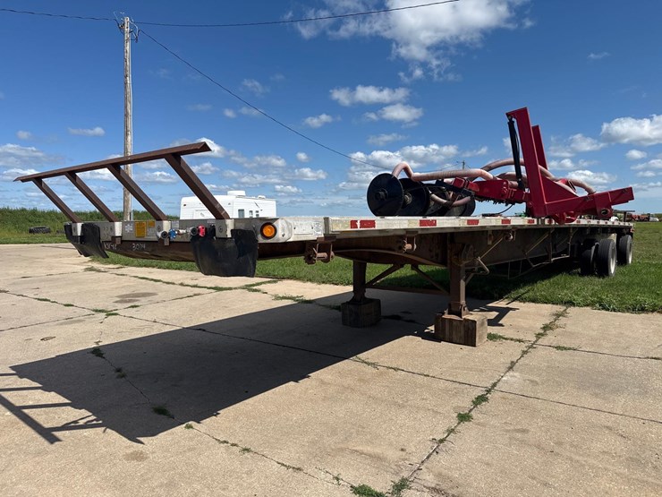 2000-utility-97-1/2-inch-x-48ft-spread-axle-flatbed-semi-trailer-image-1