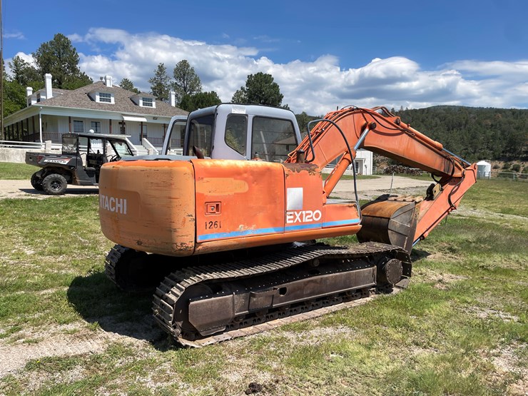 hitachi-ex120-image-5