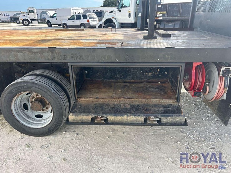 ford-f450-image-18