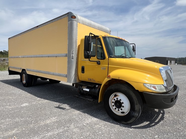 2007-international-durastar-4300-image-1