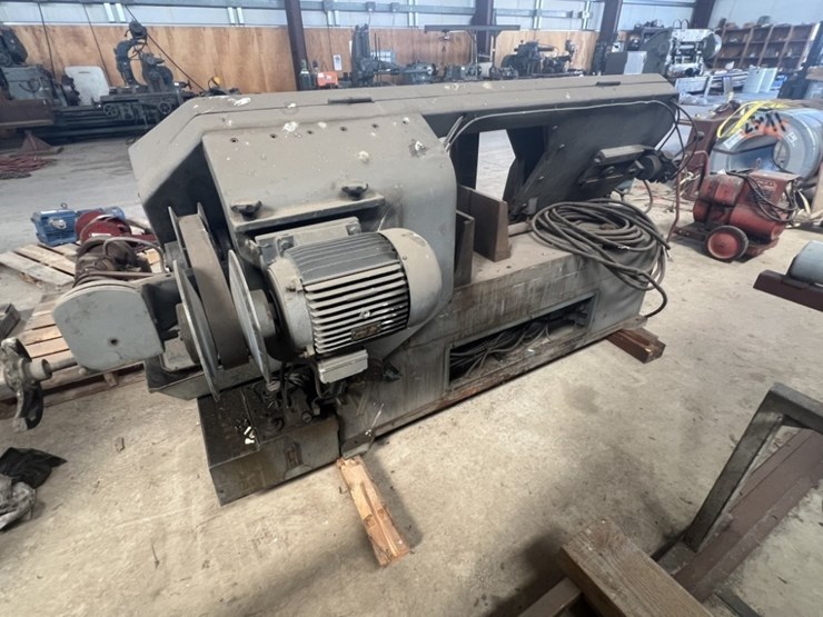 summit-500sa-super-horizontal-band-saw-image-5