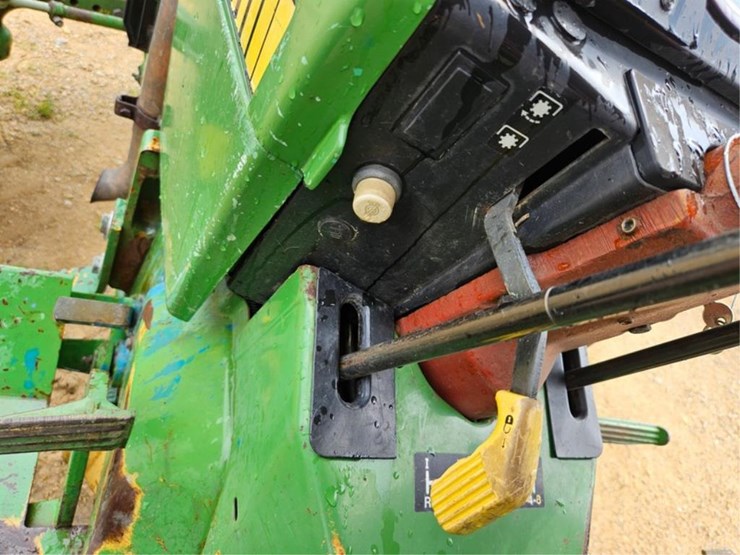 john-deere-2155-image-27