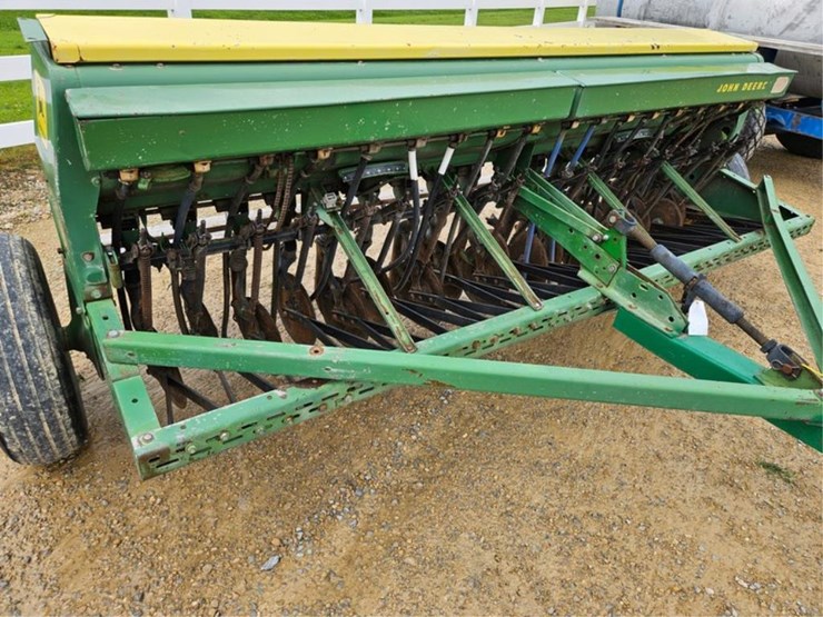 john-deere-8100-image-14