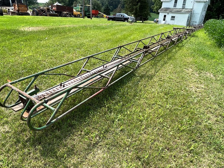 #5505-•-john-deere-61'-metal-bale-elevator-image-2