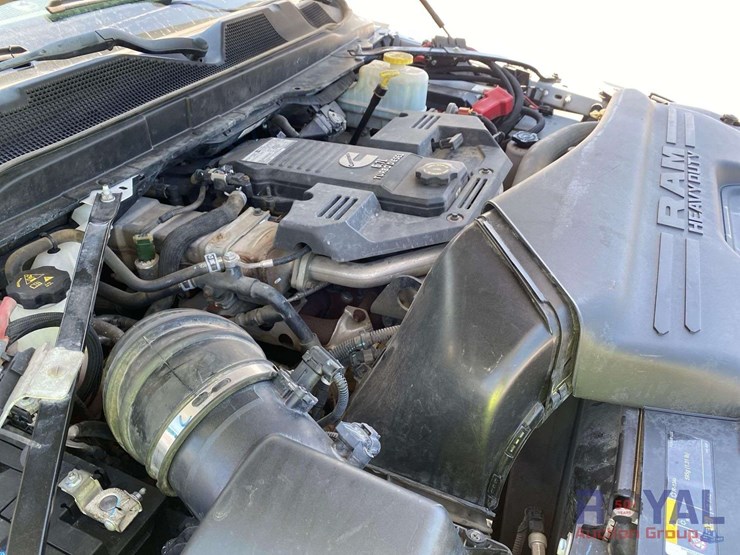 2019-dodge-ram-5500-image-8