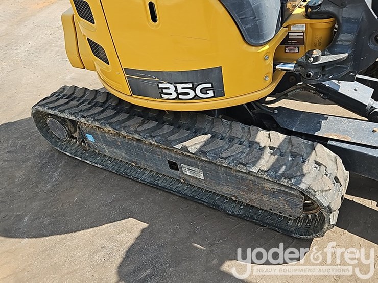 2019-deere-35g-image-13