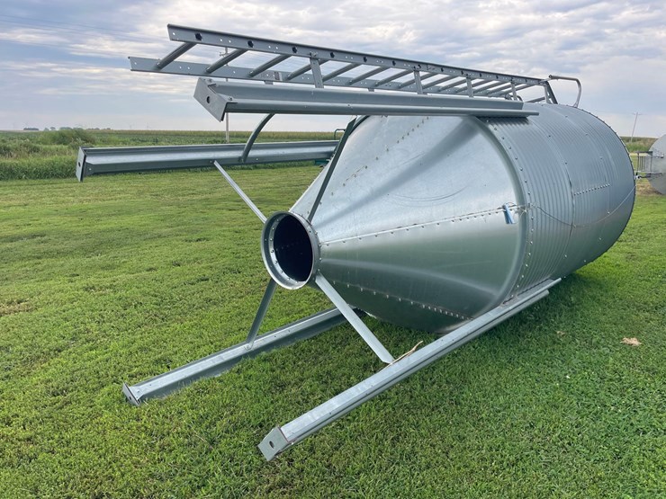 hog-slat-5-ton-bulk-bin-image-4