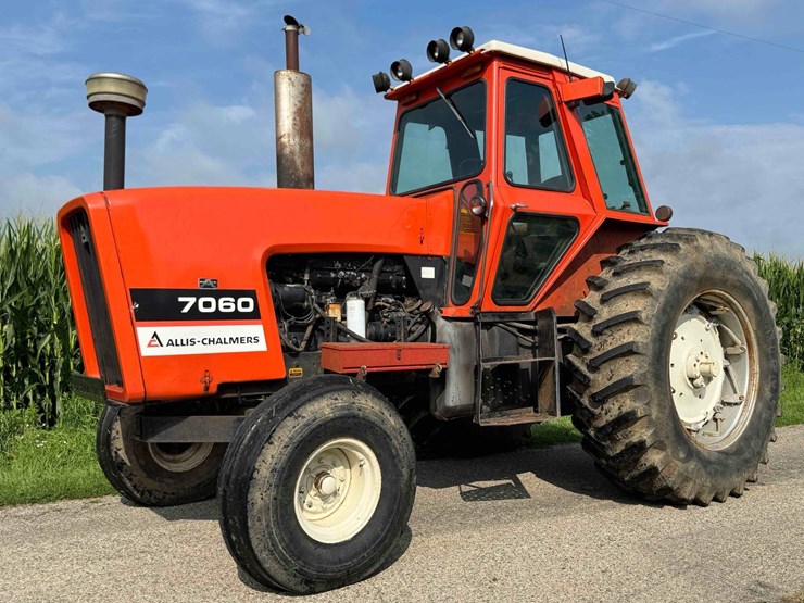 1980-allis-chalmers-7060-image-6