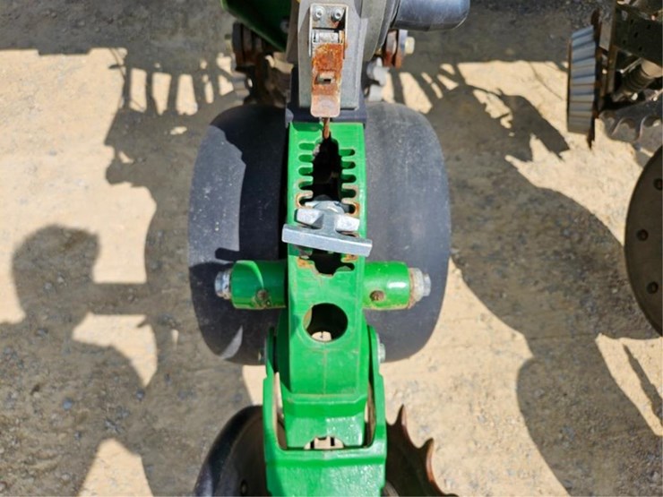 #225-•-westfield-130-71-13"-grain-auger-image-40