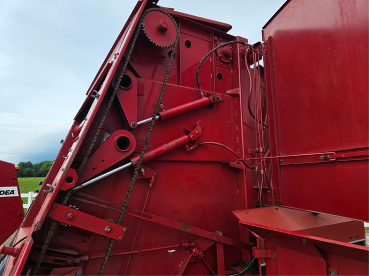 case-ih-8460-image-24