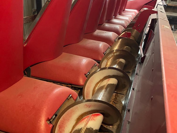 case-ih-3412-image-41
