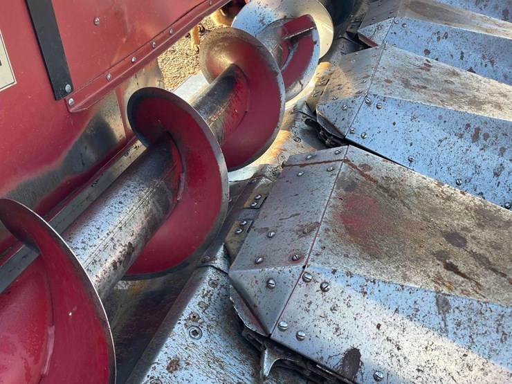 case-ih-1063-image-24