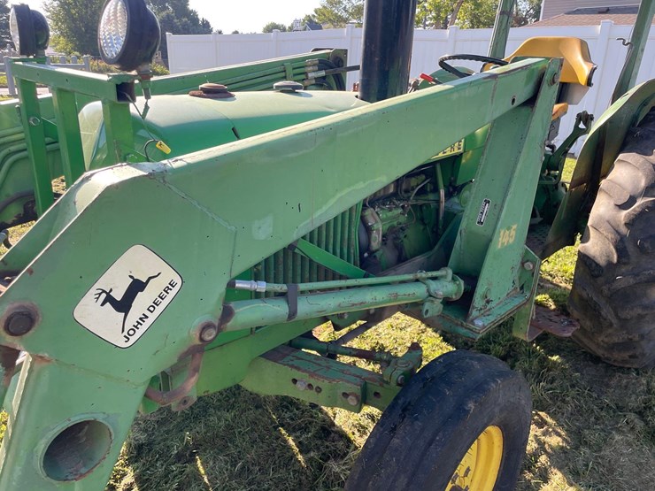 john-deere-2040-image-19