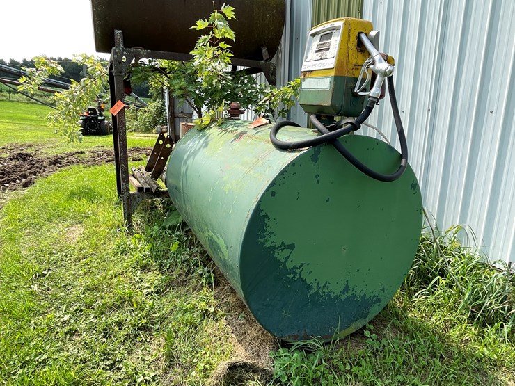 #5495-•-metal-fuel-barrel-with-gasboy-pump-image-3