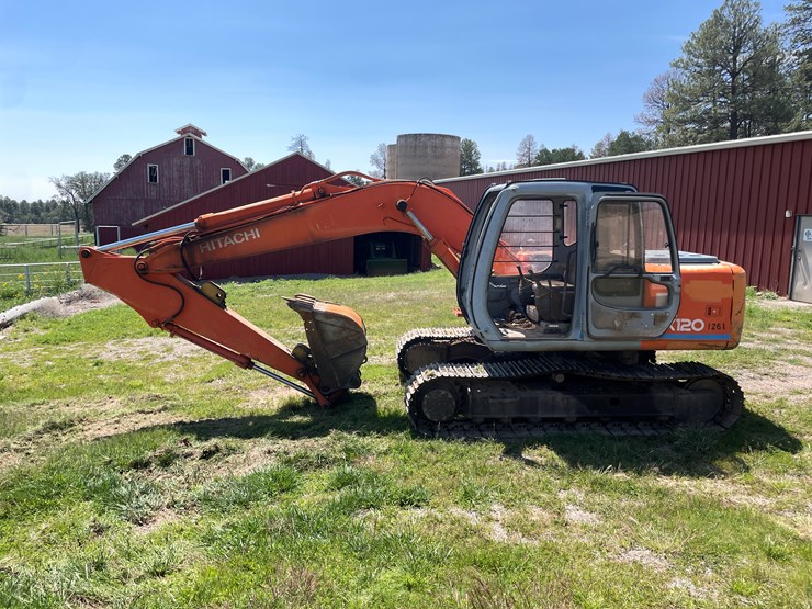 hitachi-ex120-image-2