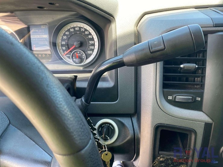 2014-dodge-ram-5500-image-23