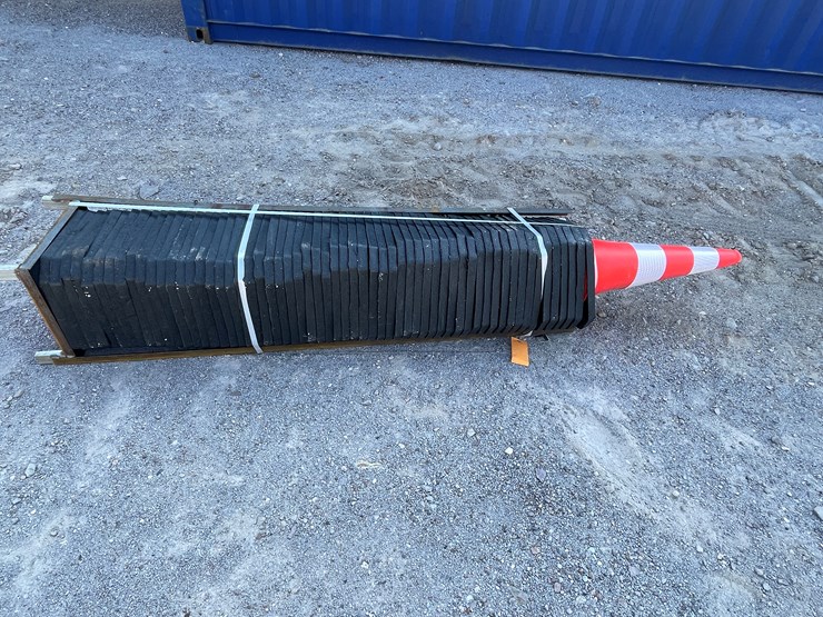 #4037-•-traffic-cones-image-8