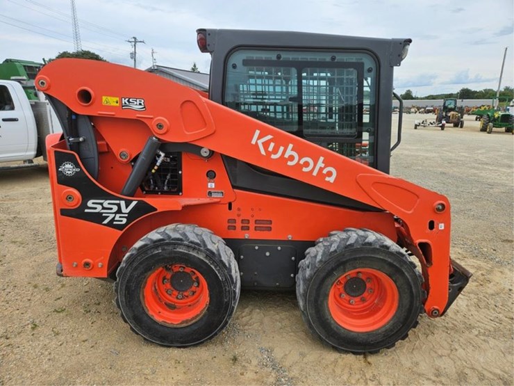 kubota-ssv75-image-6