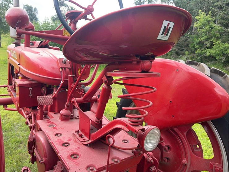 1944-farmall-h-distillate-image-47