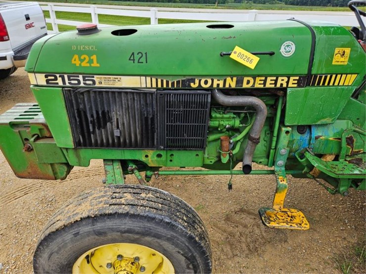john-deere-2155-image-11