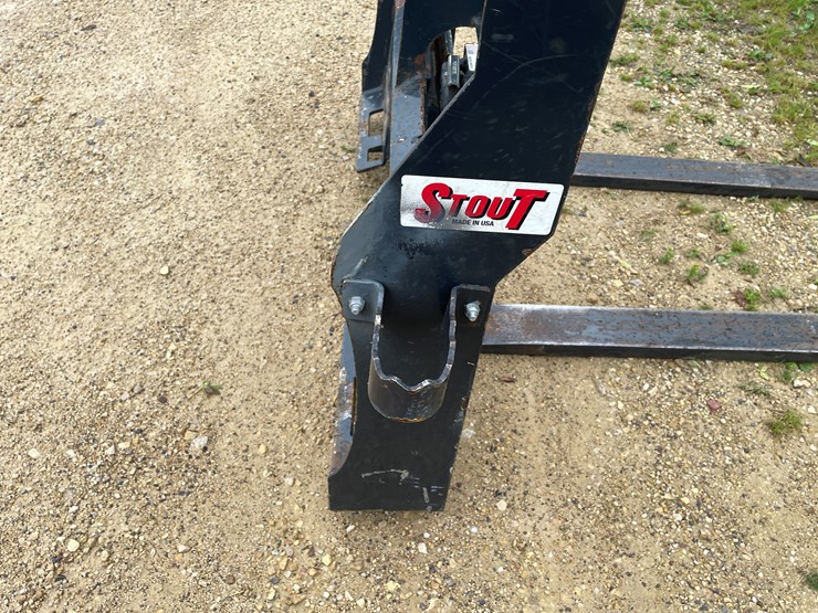 #194-•-stout-skid-steer-mount-pallet-forks-image-10