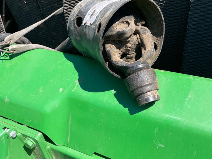 2019-john-deere-560m-image-39