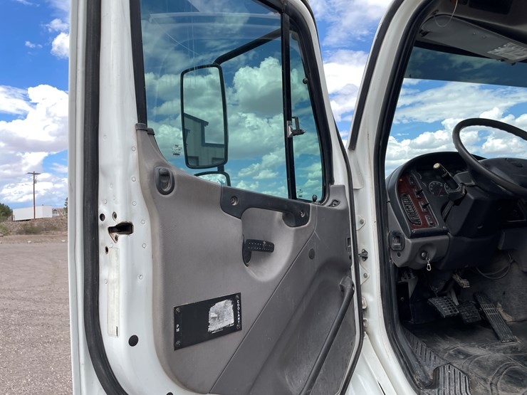 #1007-•-2013-freightliner-dump-truck-(elephant-butte,-nm)-(nm-title)-image-45