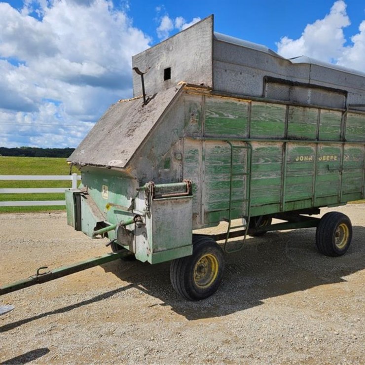JOHN DEERE 125