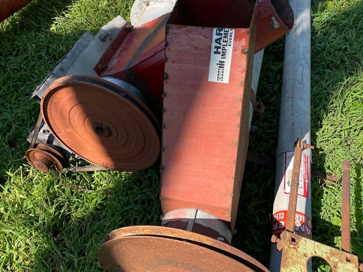 unload-augers-image-14