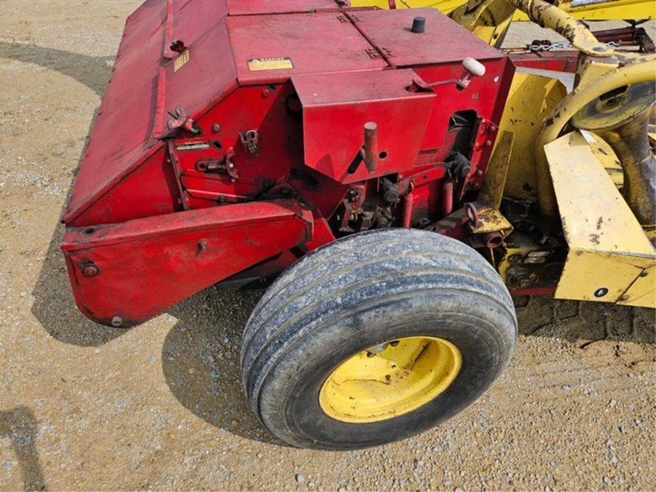 new-holland-770-image-31