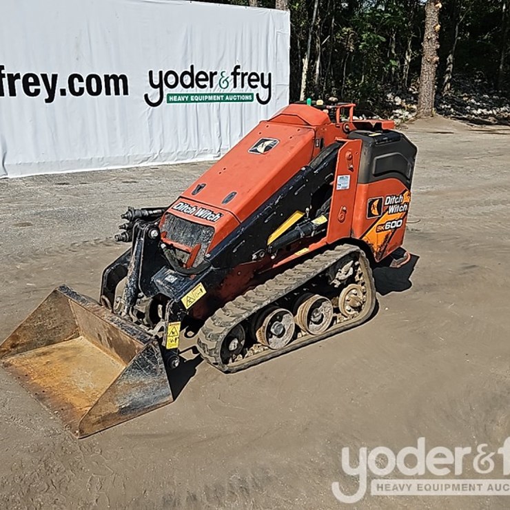 2017 DITCH WITCH SK650