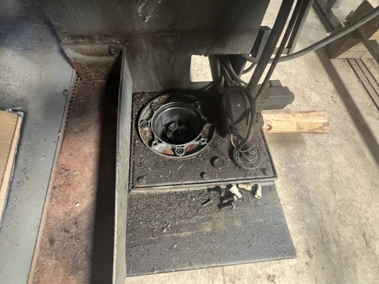 summit-500sa-super-horizontal-band-saw-image-13